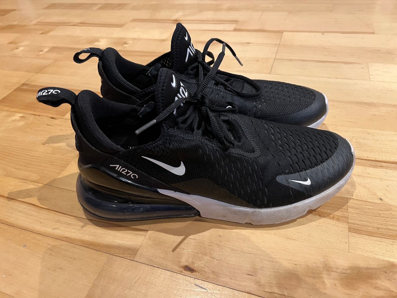 Airmax 270 hvit best sale