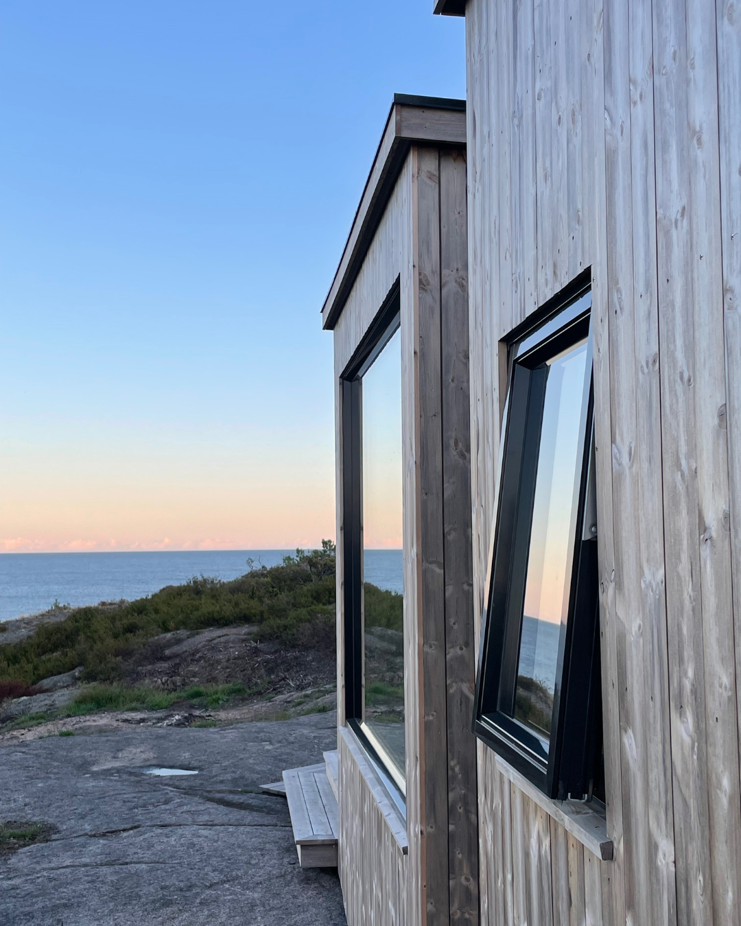 Kveldsstemning ute Galleribilde