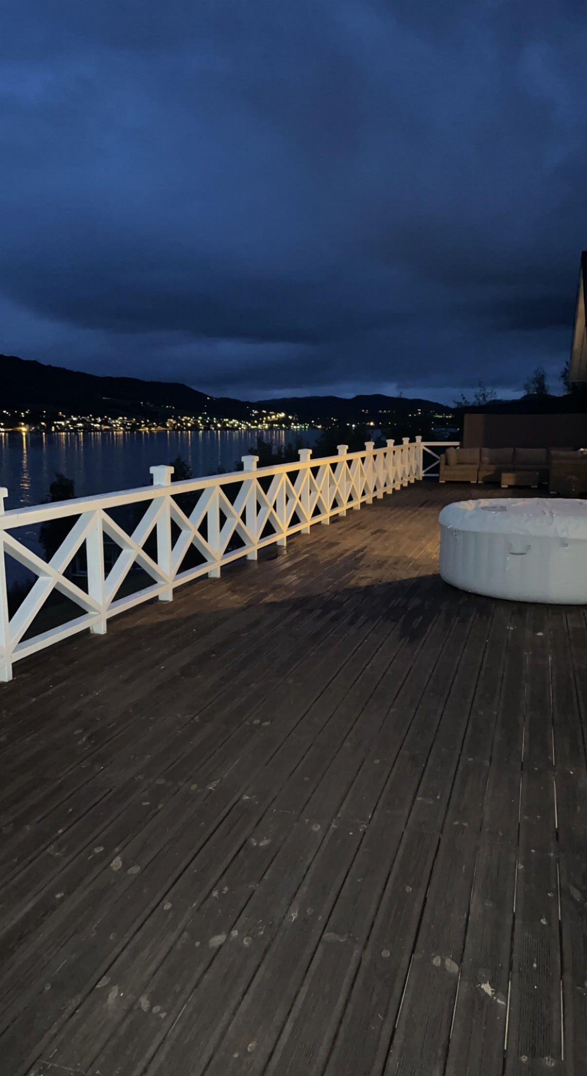 Eidsvåg by night Galleribilde