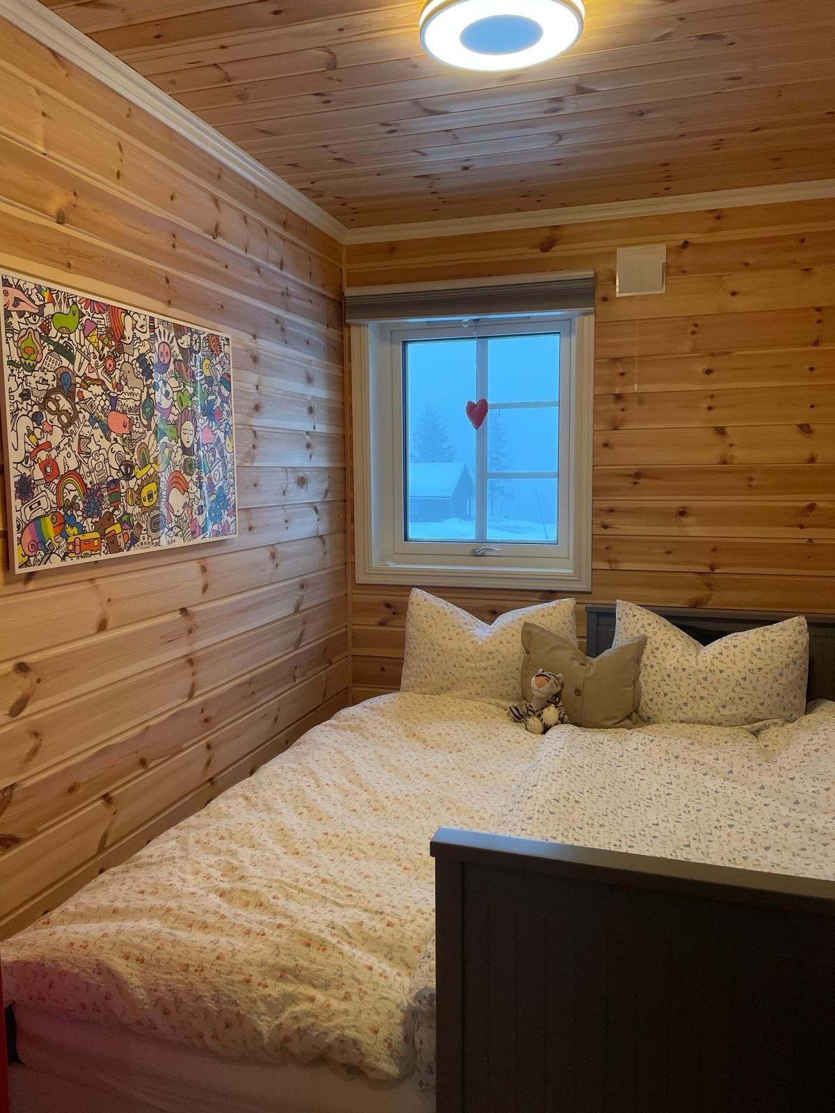 Soverom med 150 cm seng Galleribilde