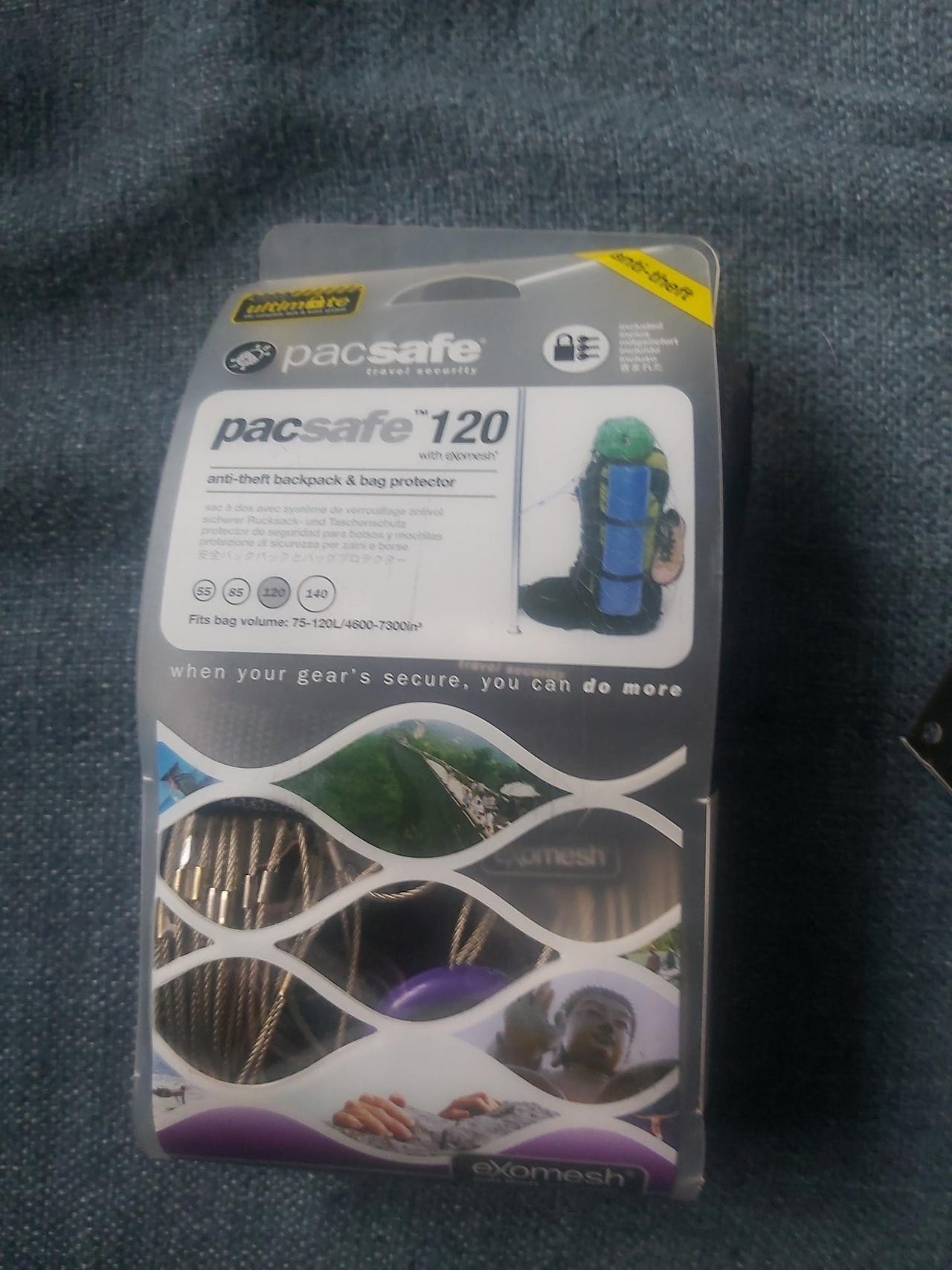 Pacsafe 75120L antitheft backpack & bag protector FINN