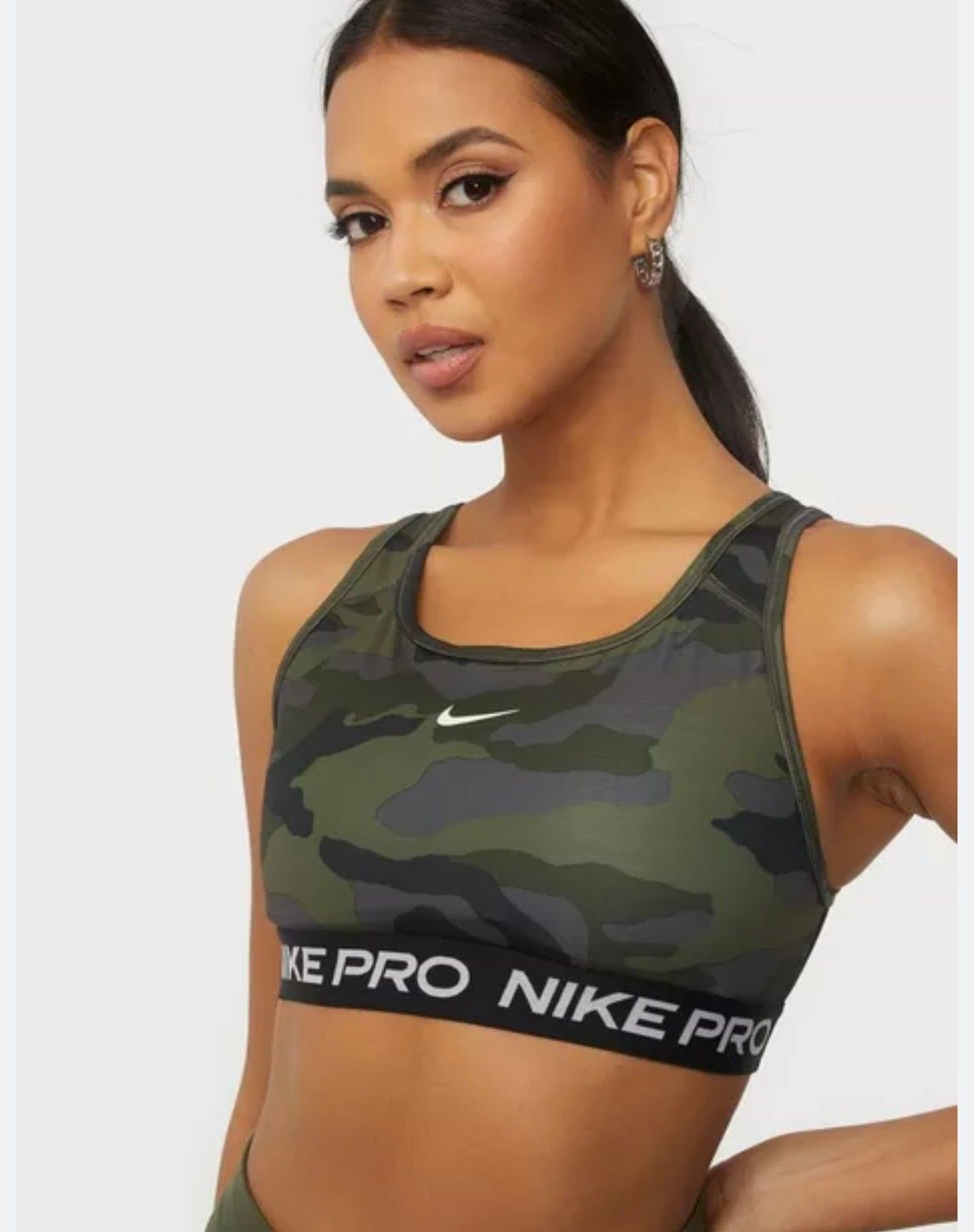 Nike Swoosh Bra, S