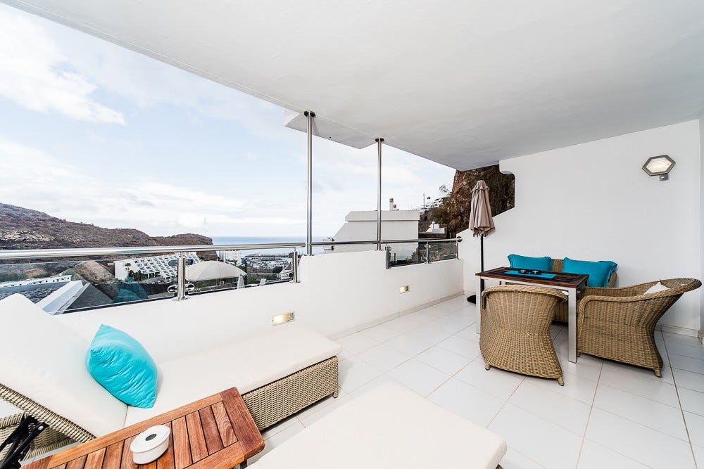 102 og 301 16m2 med herlig utsikt ! Disse leilighetene har vertikal levegg. Galleribilde