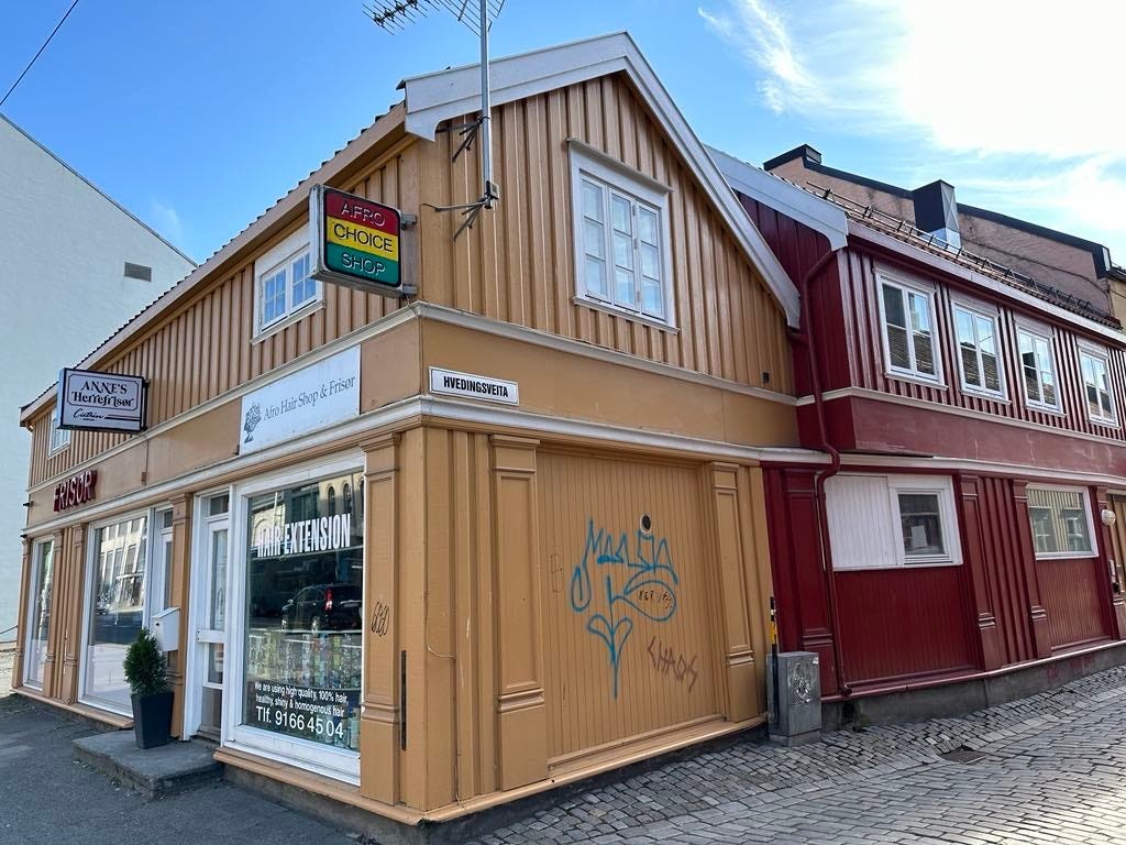 Trondheim torg steinkast unna. Galleribilde