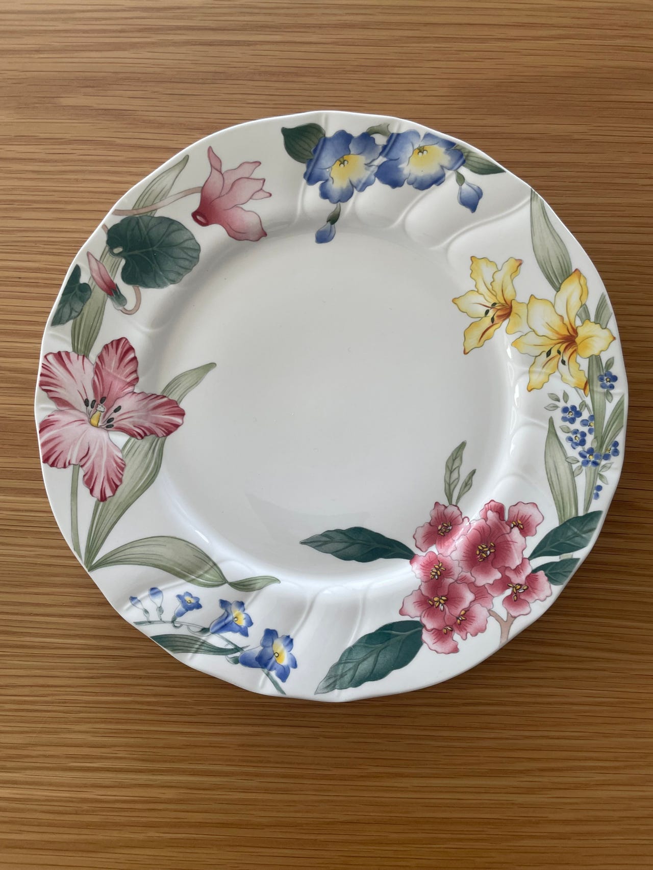 VILLEROY & BOCH- FLORA BELLA 8 MIDDAGSTALLERKENER. | FINN-torget