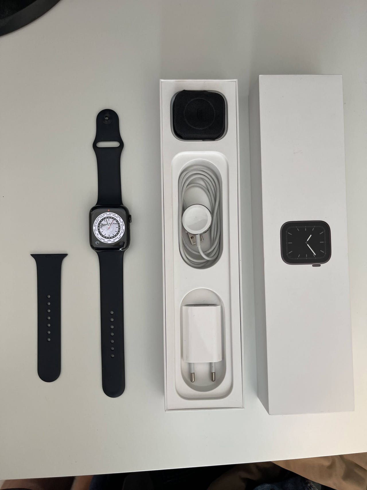 Apple Watch Series 44mm 4G/Sapphire/Stainless steel/Ceramic
