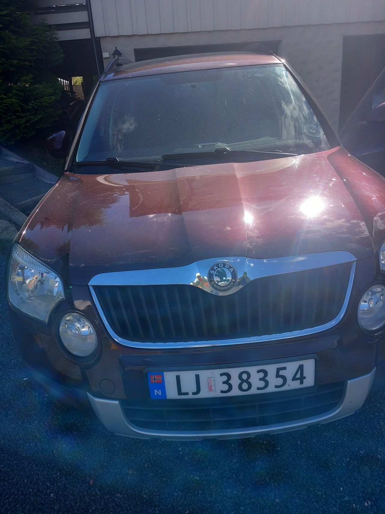 Bruktbil til salgs: Skoda Yeti - 2010 - Rød - 110 Hk - Stasjonsvogn ...