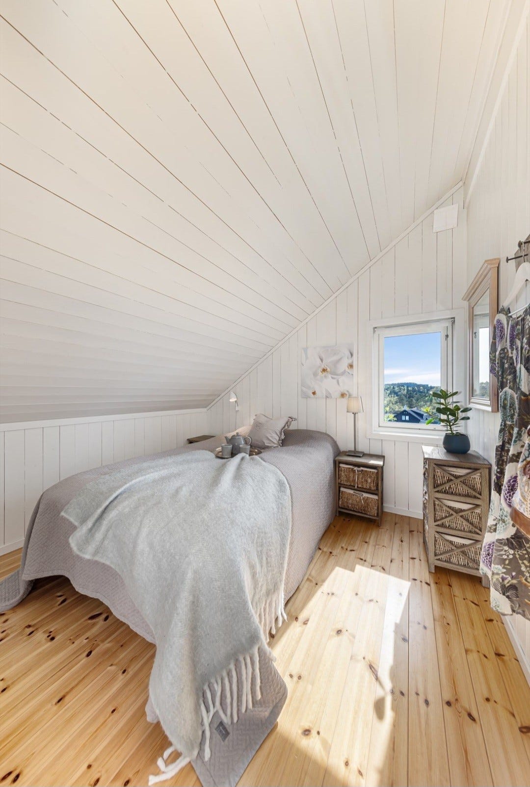 Soverom 1 med dobbeltseng 140×200 cm Galleribilde