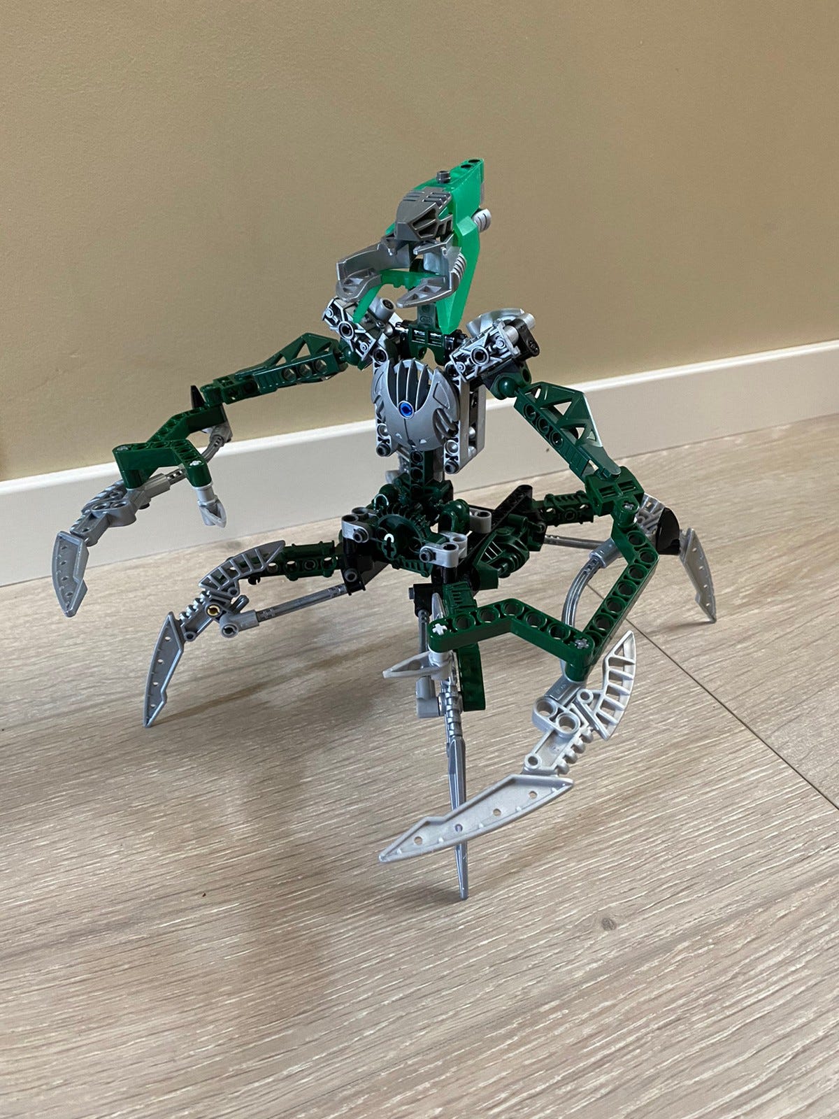 LEGO Bionicle 8622 Nidhiki FINN-torget