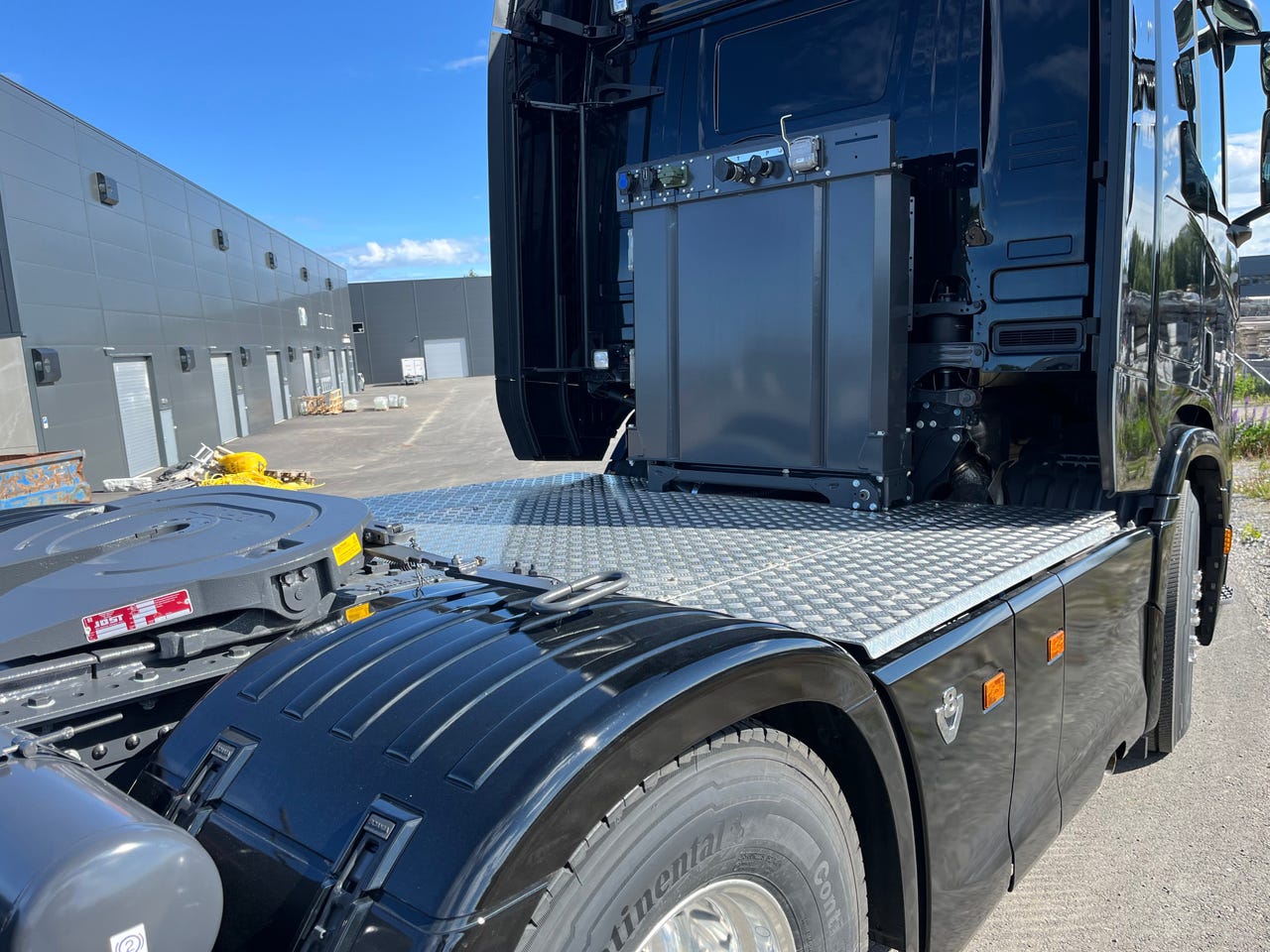 til-salgs-scania-r-590-v8-ny-2024-trekkvogn-590-hk-finn-no