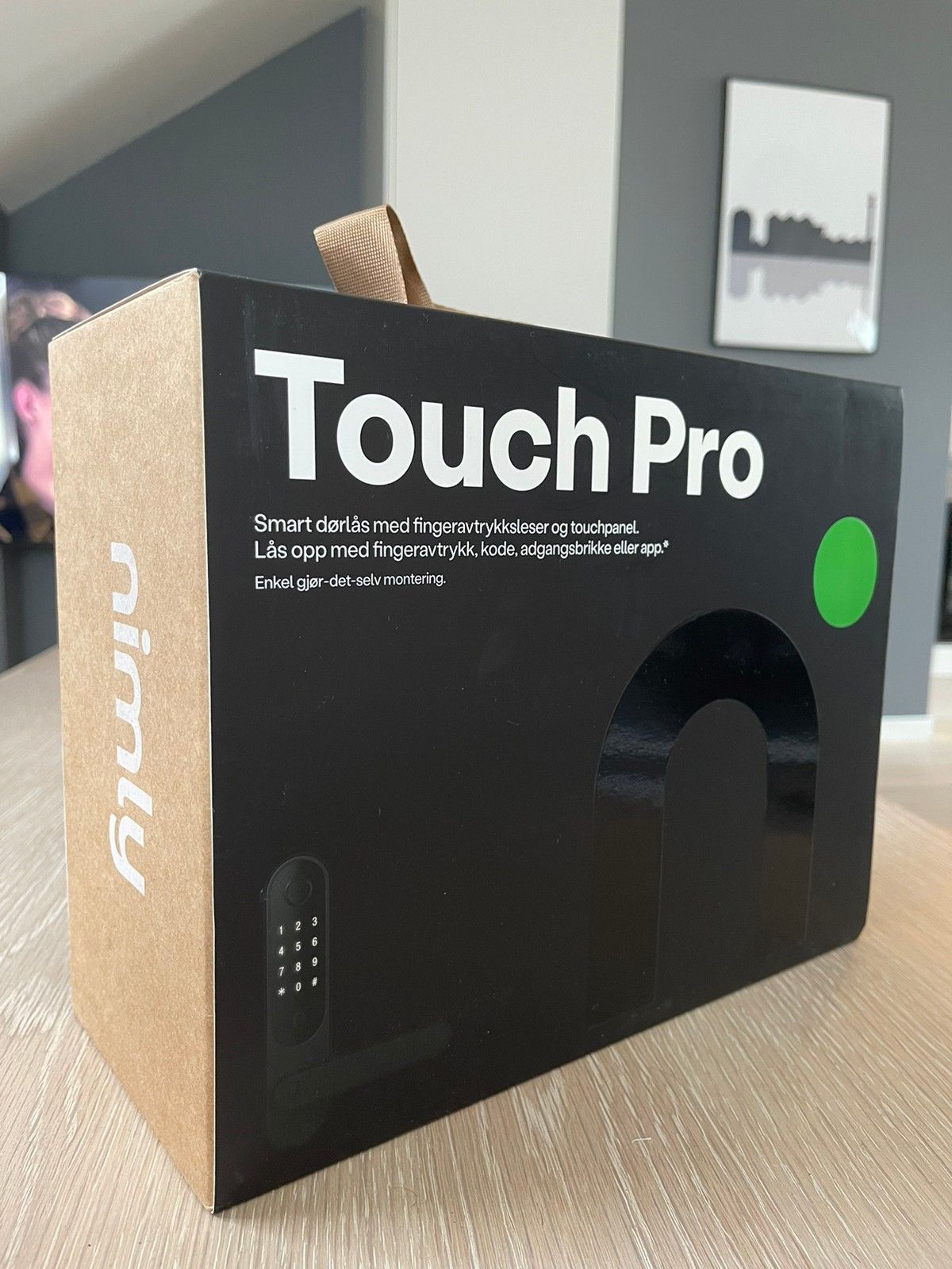 Nimly Touch Pro dørlås (kode, fingeravtrykk, app eller nøkkelbrikke ...