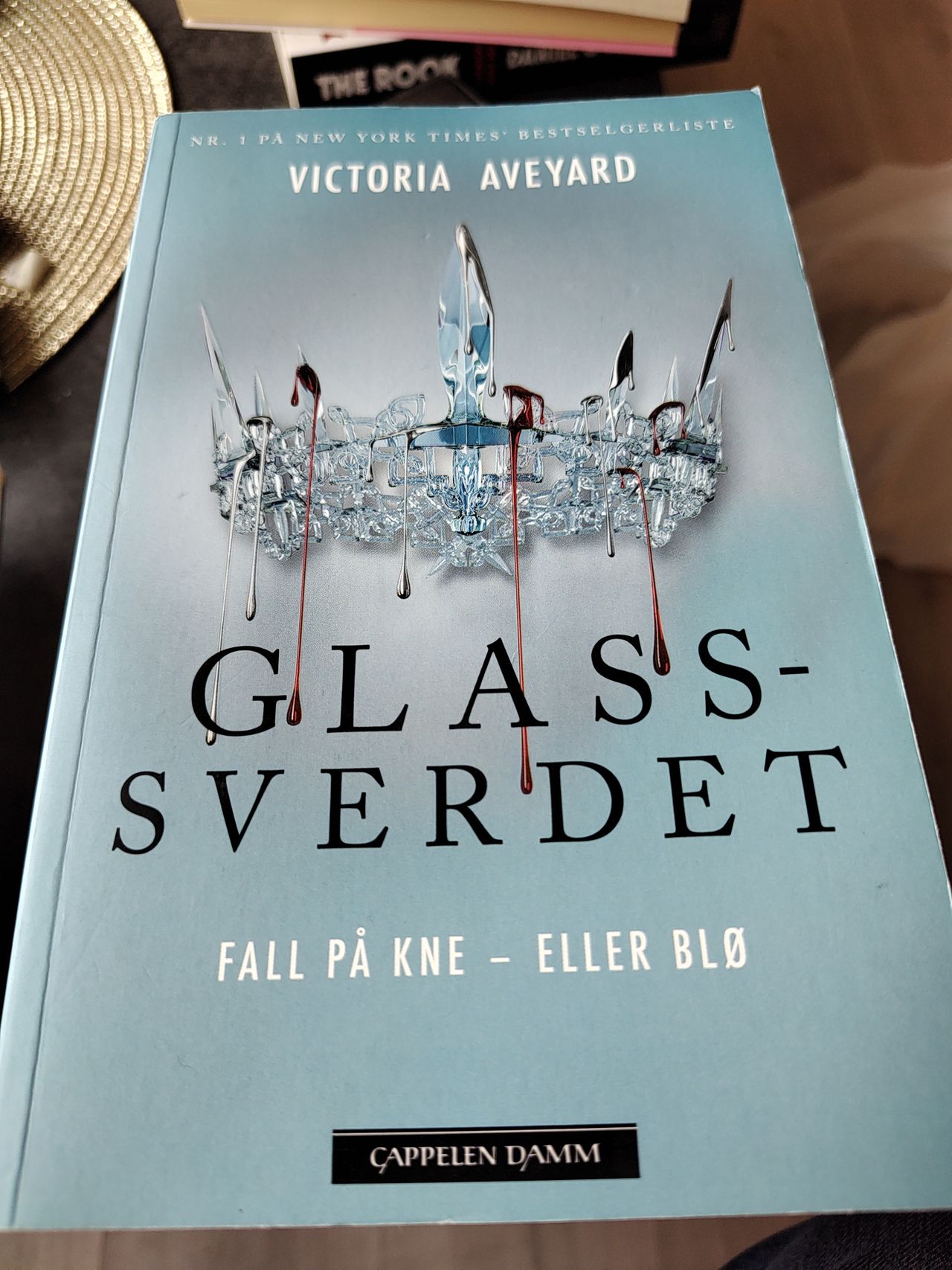 Victoria Aveyard - Glass-sverdet 