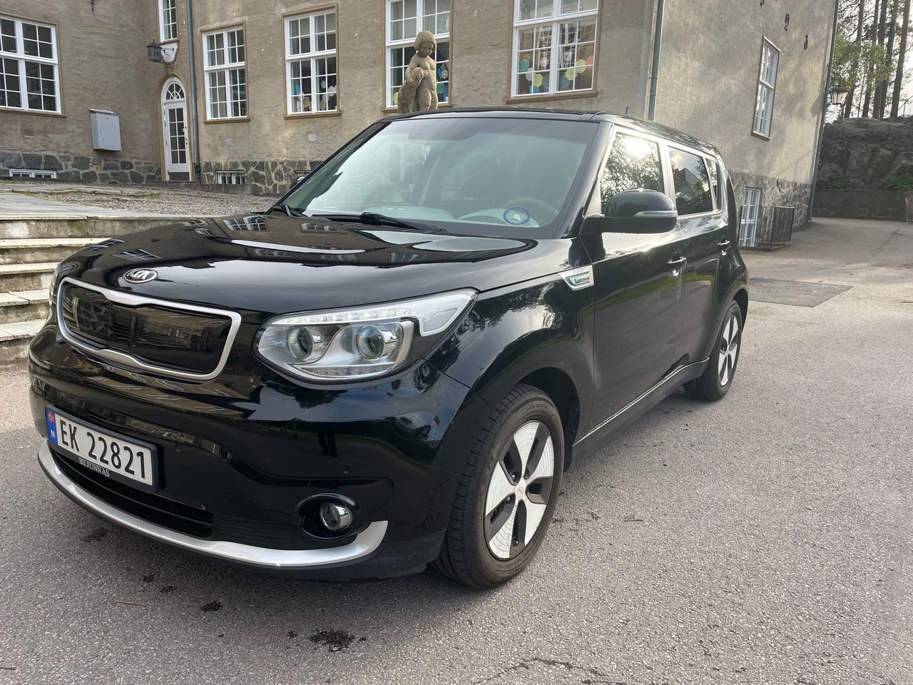 Bruktbil Til Salgs: Kia Soul - 2016 - Svart - 111 Hk - Kombi 5-dørs 