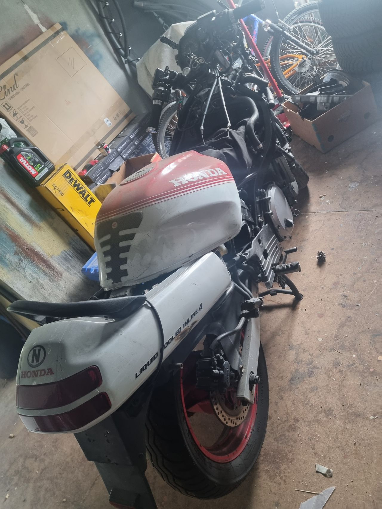 Honda CRB 1000 | FINN torget