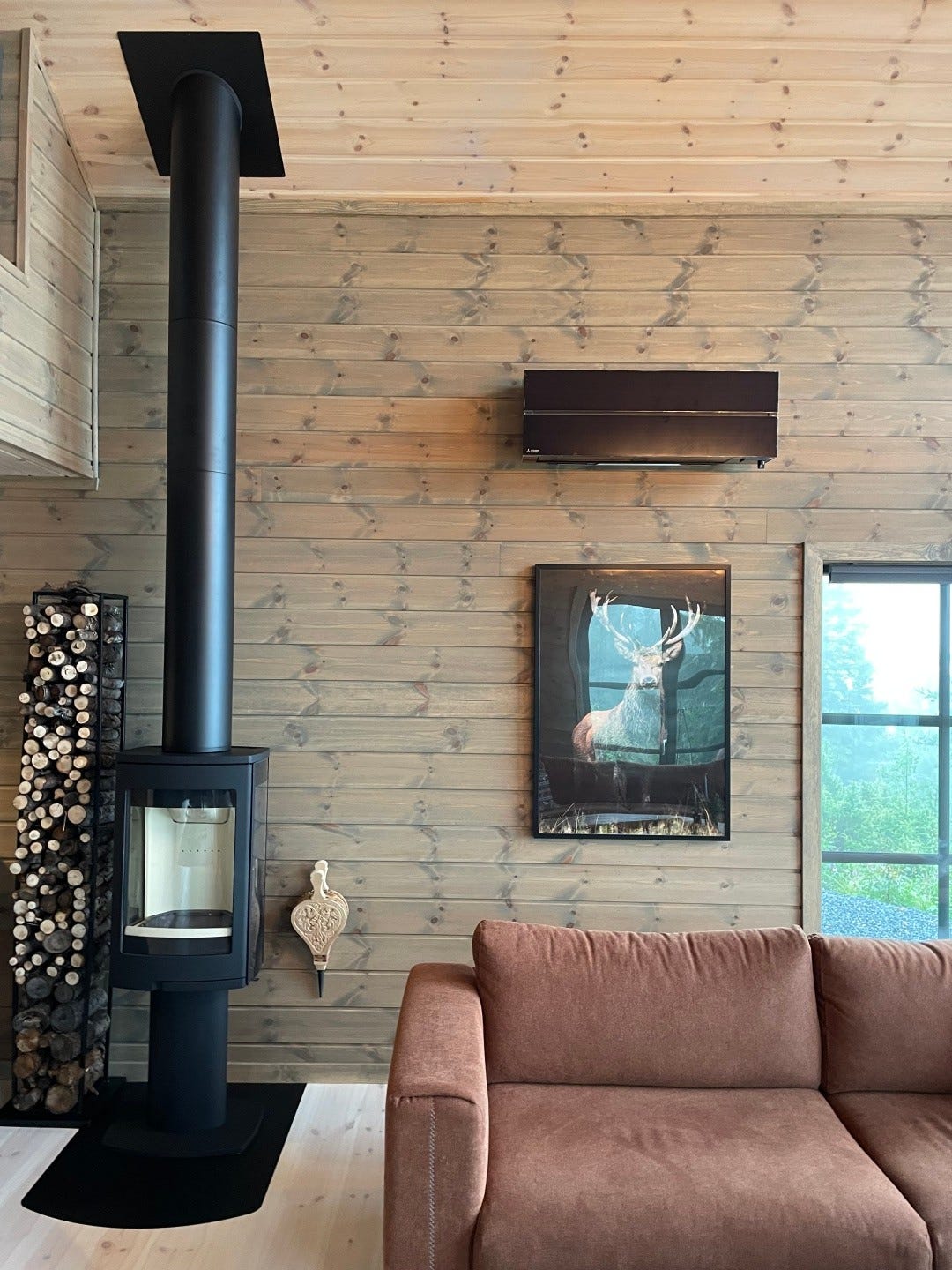 Både peis og varmepumpe Galleribilde