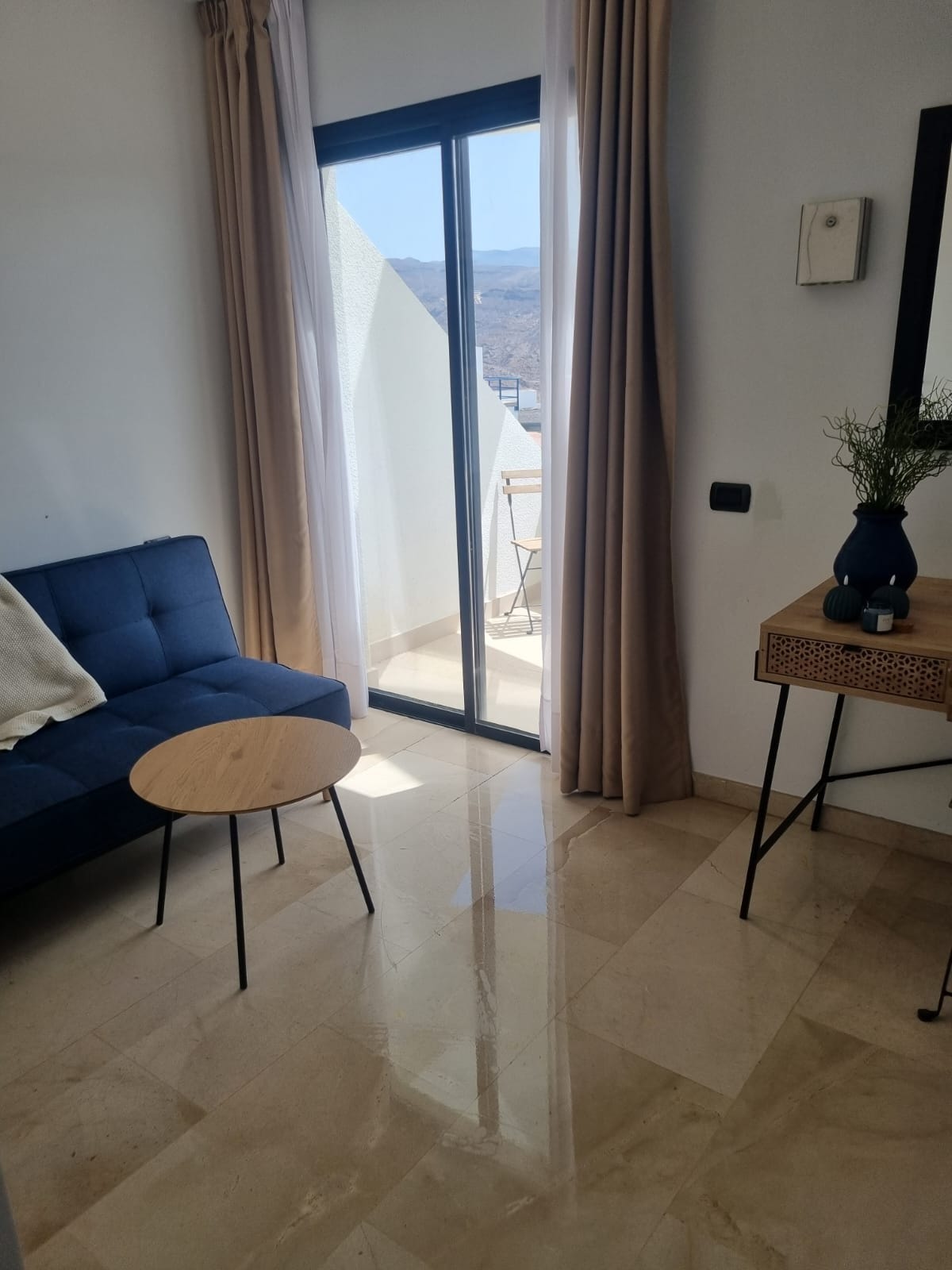 udsigt til dalen til puerto rico fra en af soverum 2 Galleribilde