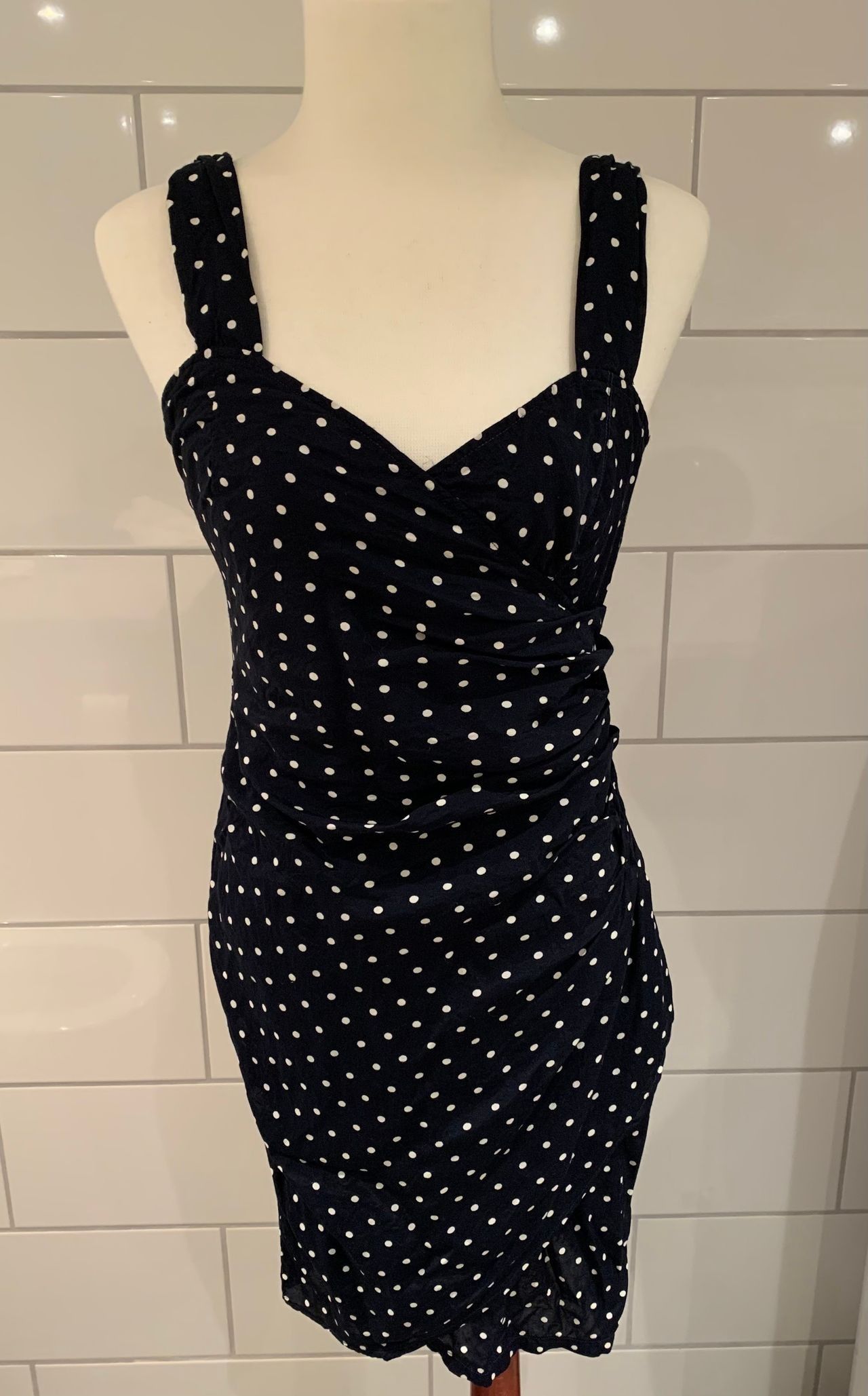 Vintage Polkadot kjole FINN torget