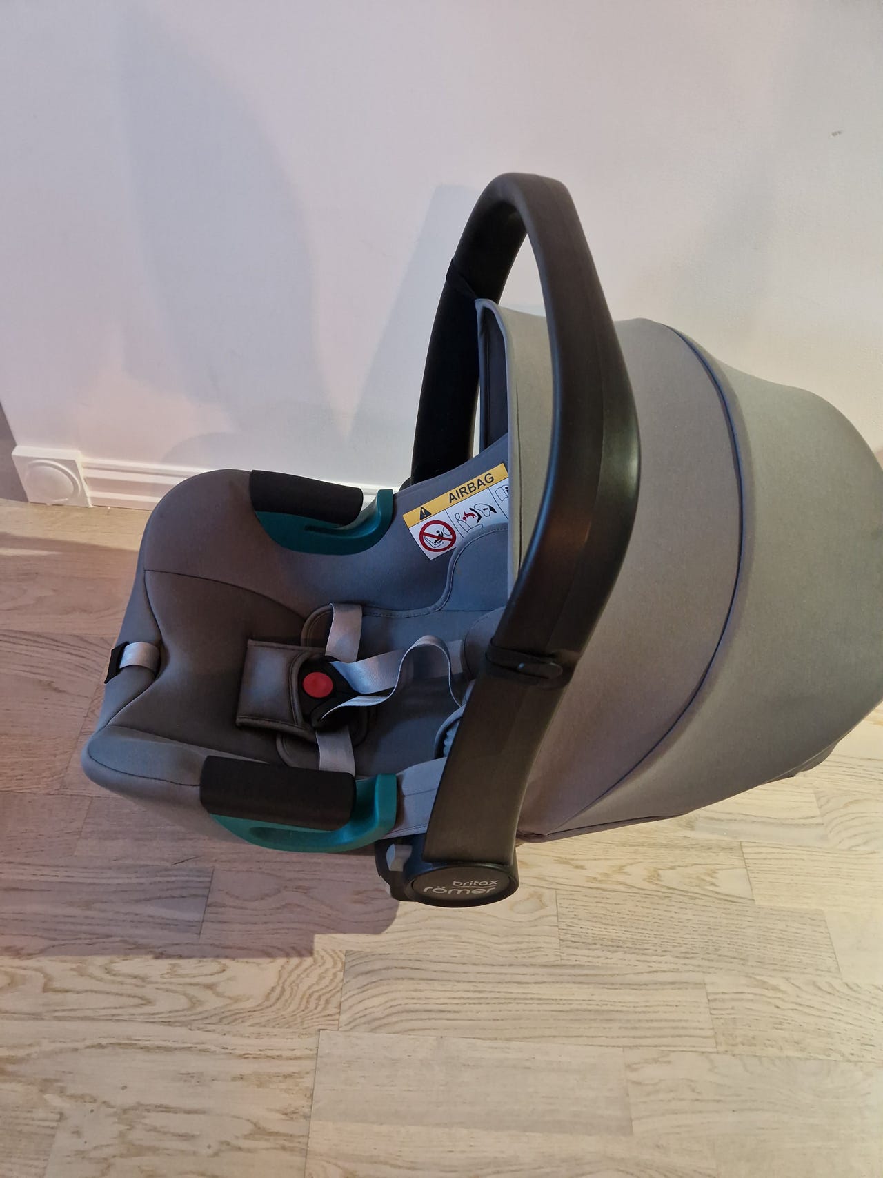Britax Römer BABY bilsete med LED-belysning, 0-13 kg Midnight Grey ...
