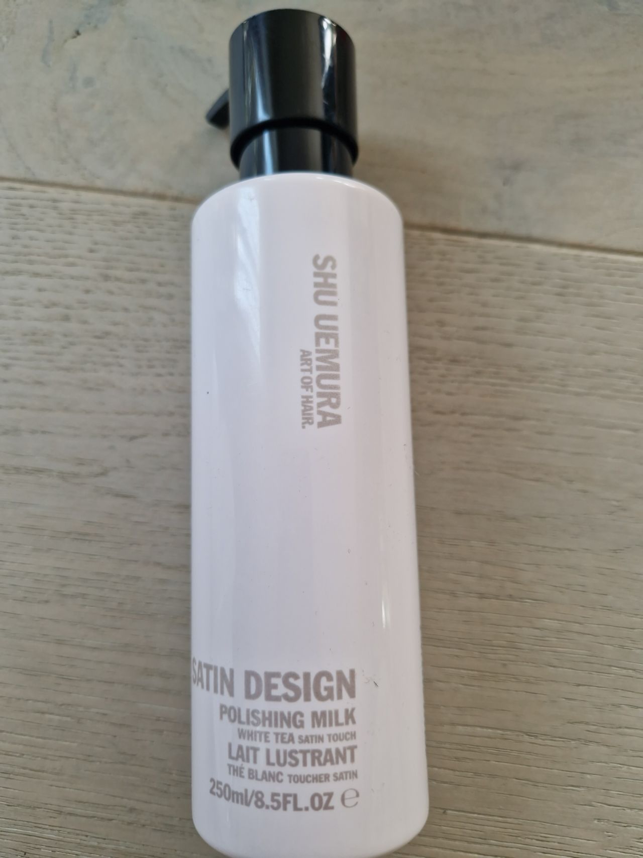 Shu Uemura Satin Design Polishing Milk shops W