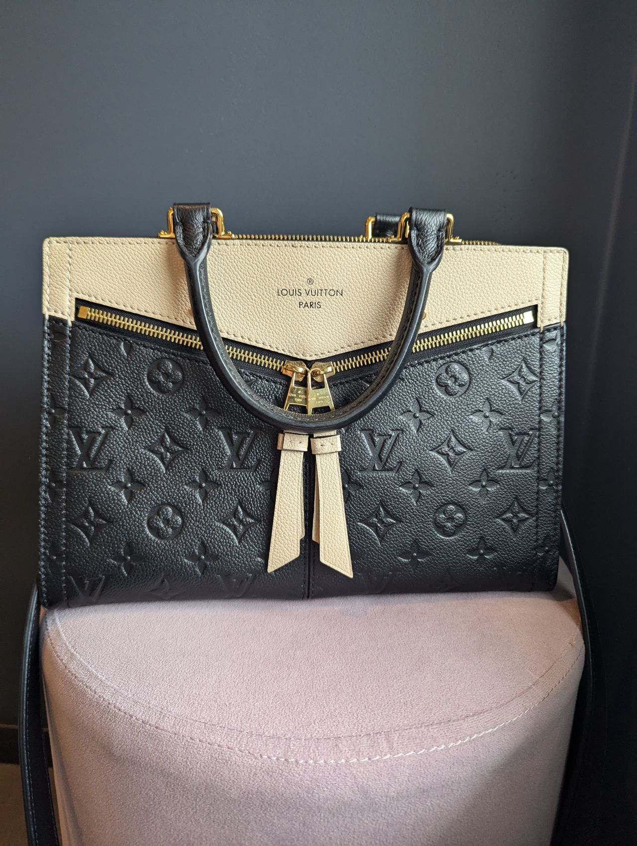 日本全国送料無料商品 | 特集 | Vuitton Louis unik og Nydelig veske FINN-torget | 小物
