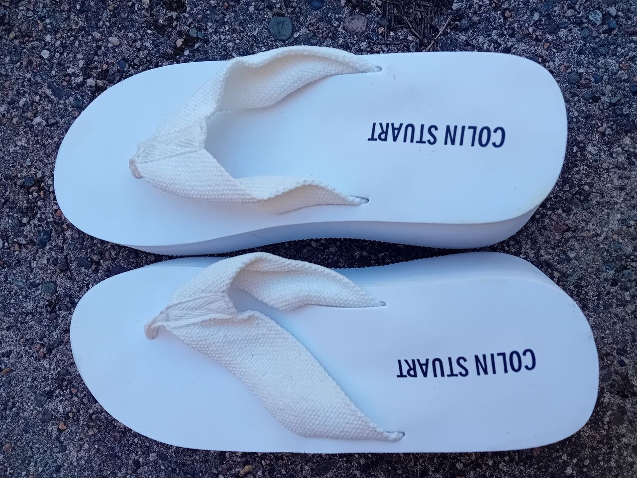 Colin stuart flip flops online