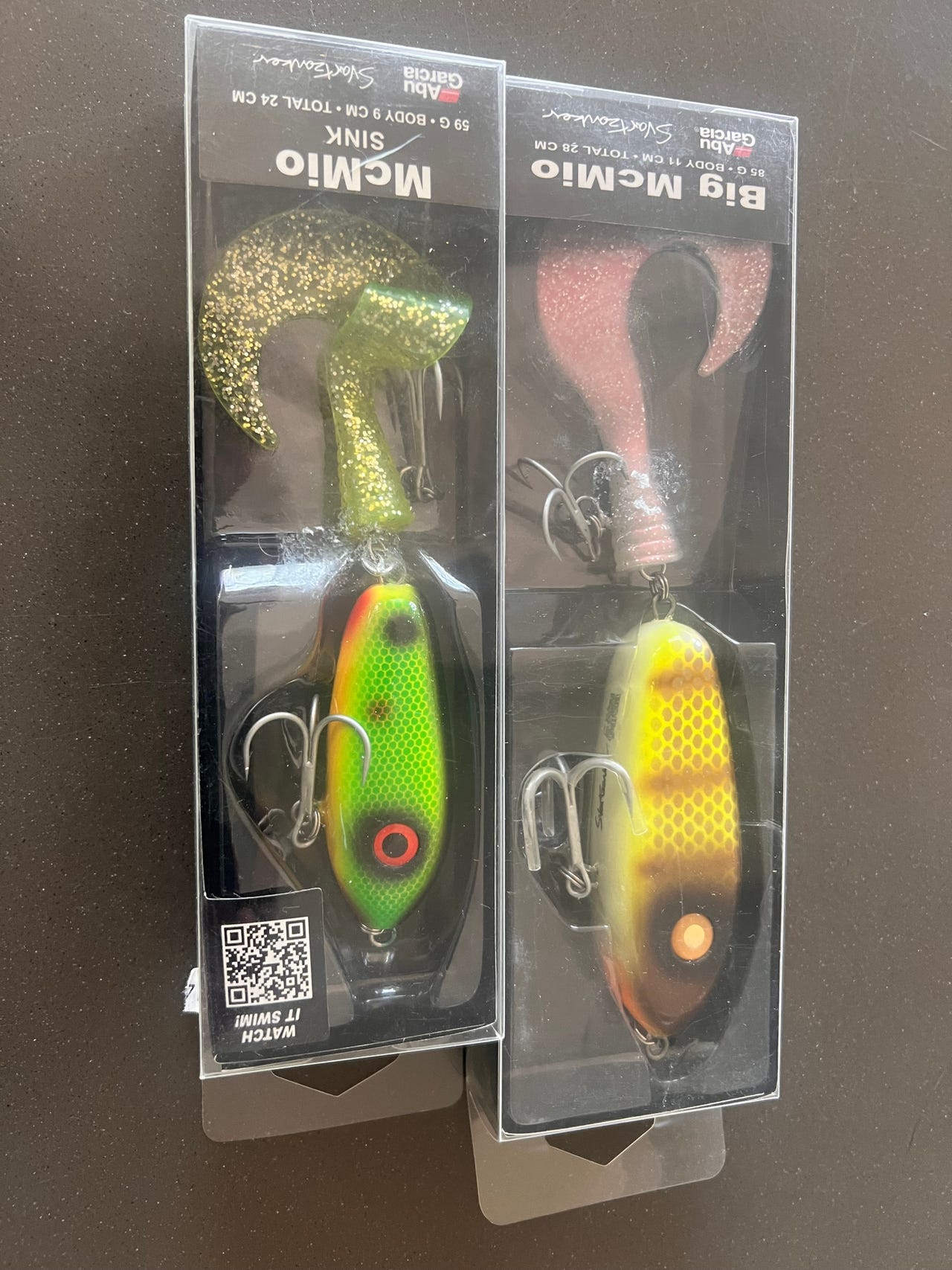 Savage Gear 4D Line Thru Pulsetail - Swimbait rubbervis, kleur: Firetrout, lengte / gewicht /drijfgedrag: 16cm / 51g / langzaam zinkend