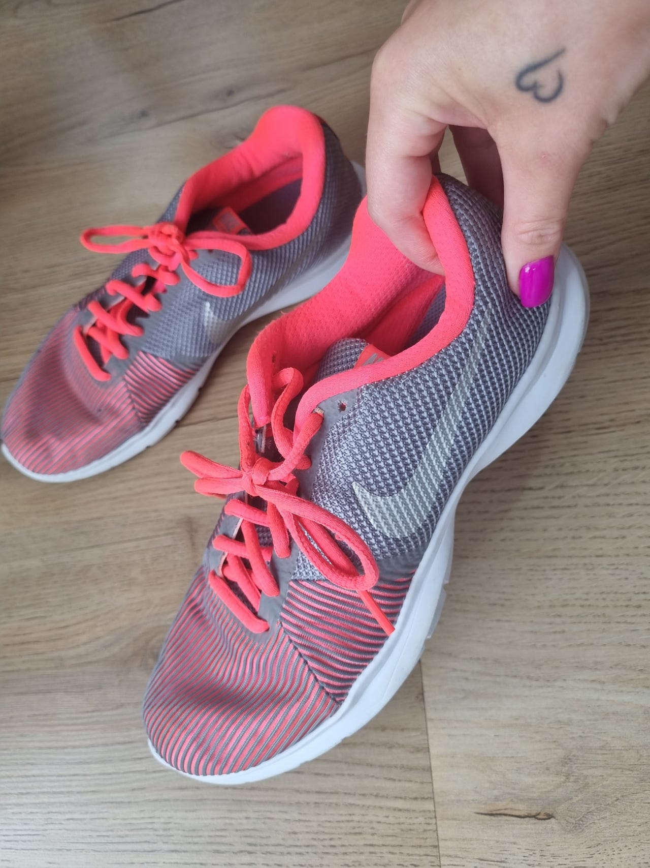 wmns nike flex bijoux