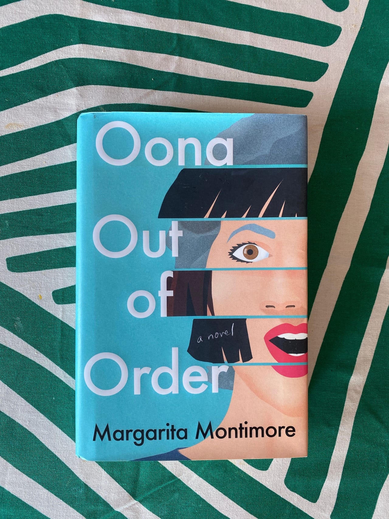 Oona Out of Order by Margarita Montimore (Engelske bøker) | FINN torget