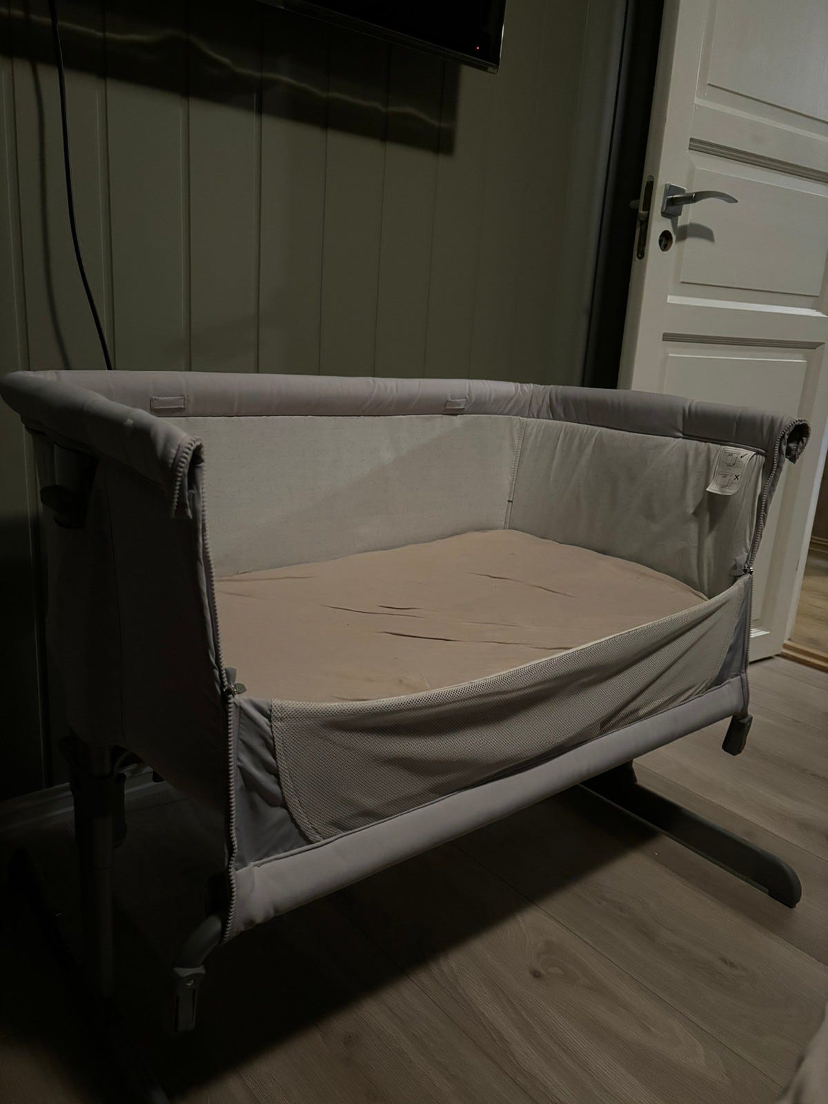 Chicco Next2Me Bedside Crib FINN