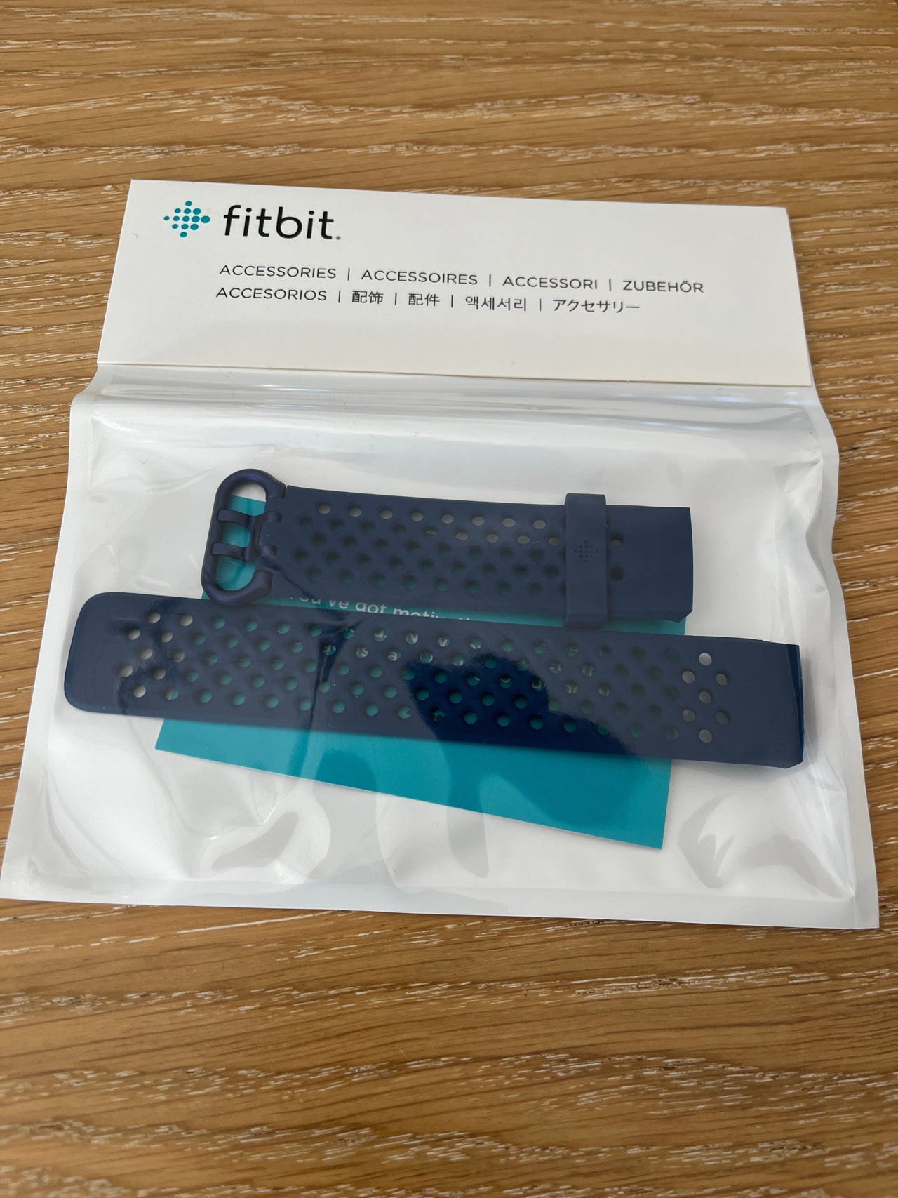 Fitbit Charge 4 navy sports band | FINN-torget