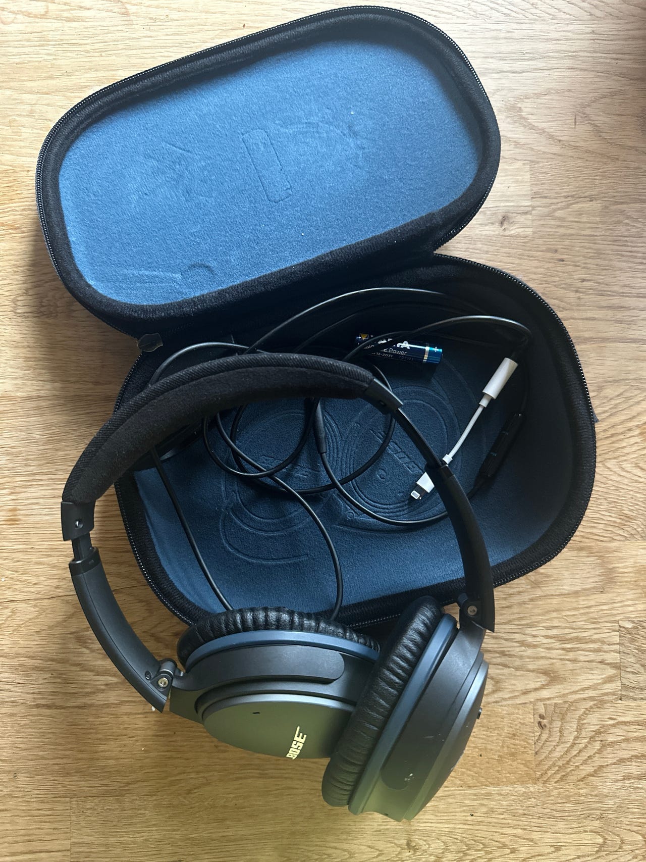 Bose Quiet Comfort 25 hodetelefoner FINN