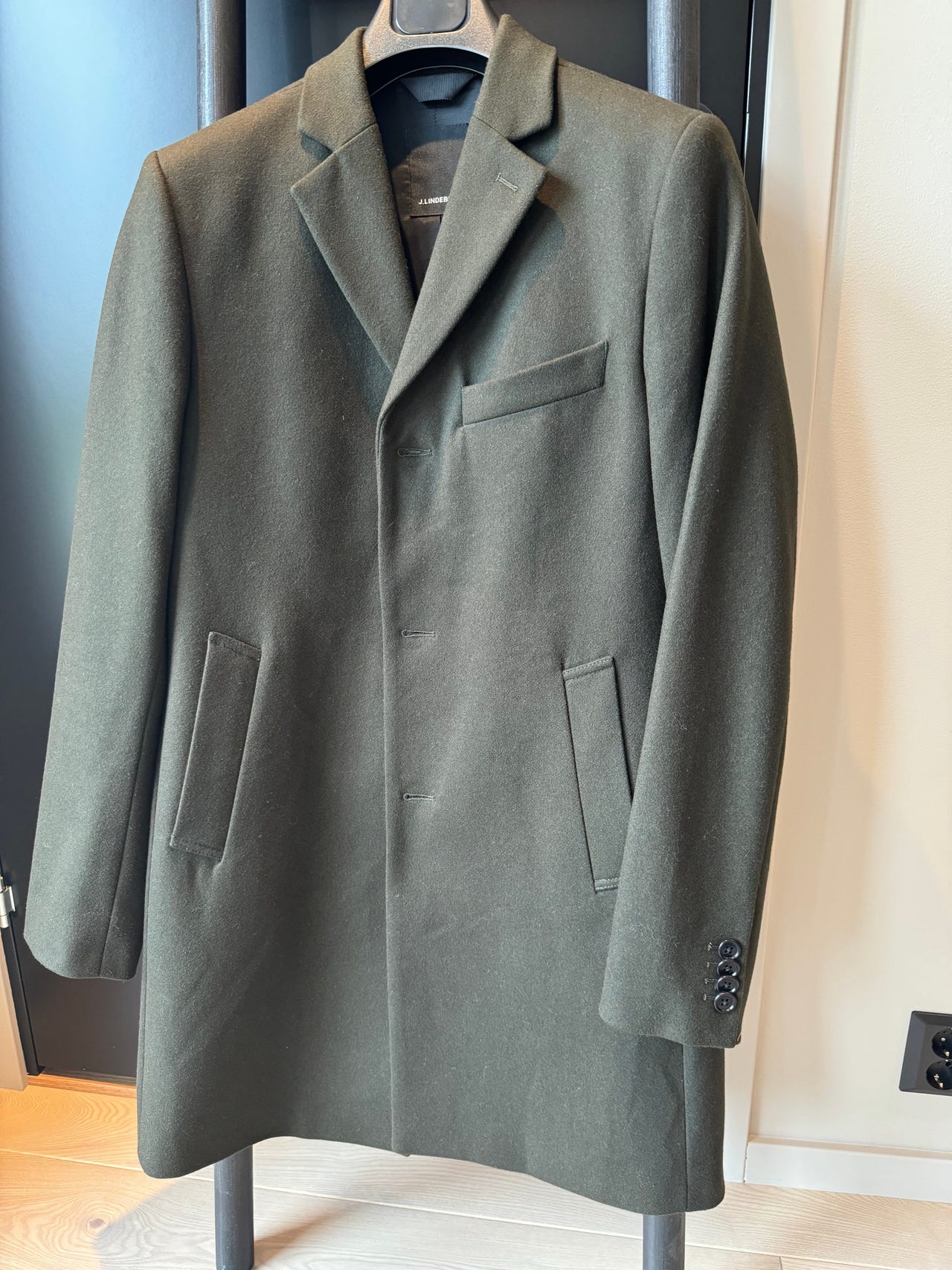 J. Lindeberg frakk str. 48 Mørk grønn FINN