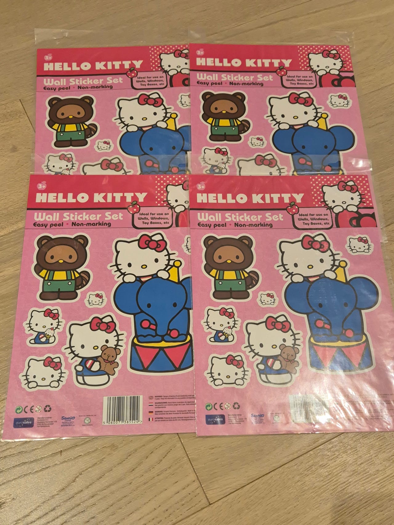 Hello kitty wall stickers / vegg klistremerker | FINN-torget