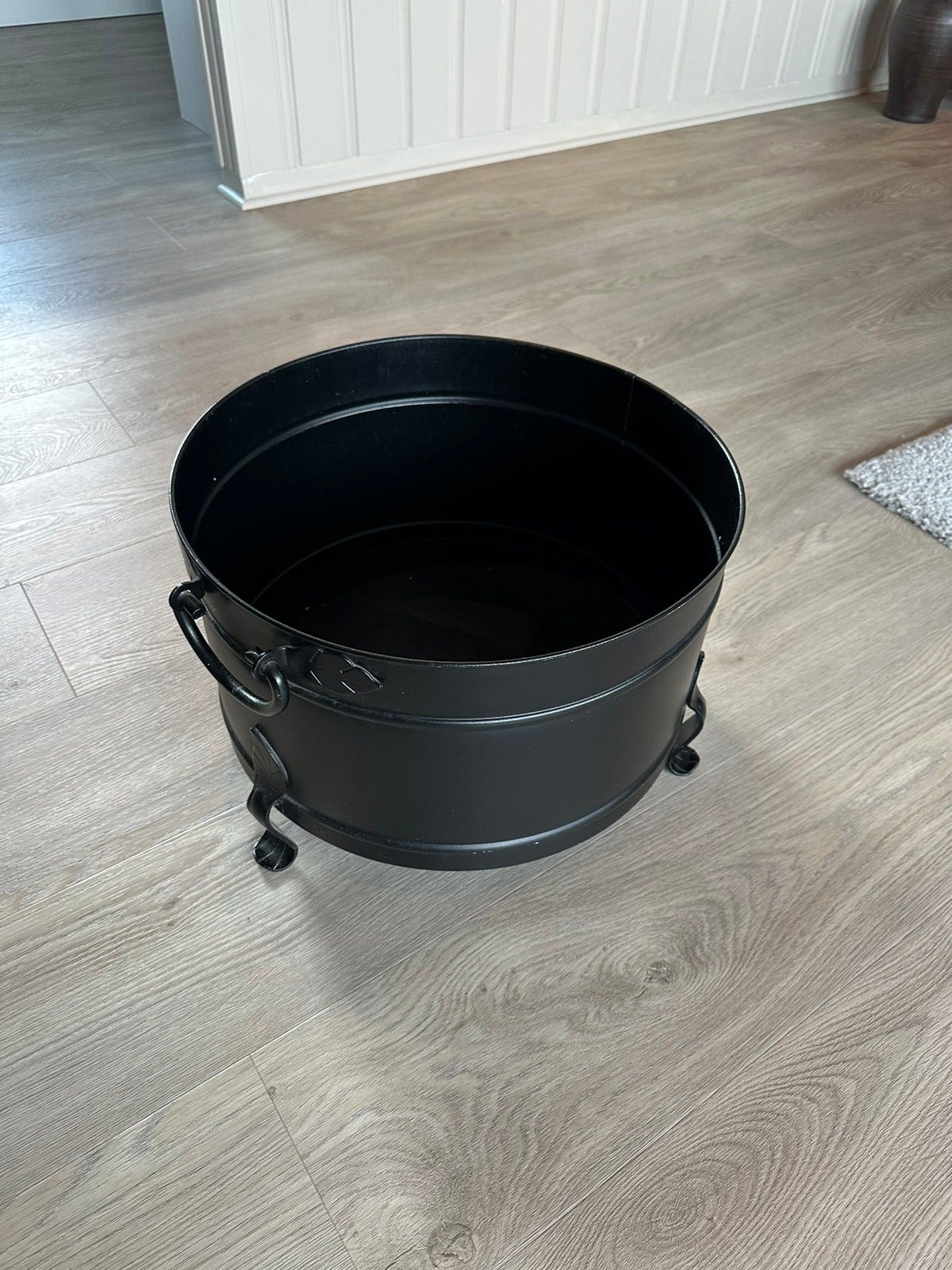 Vedkjele / vedkasse | FINN-torget