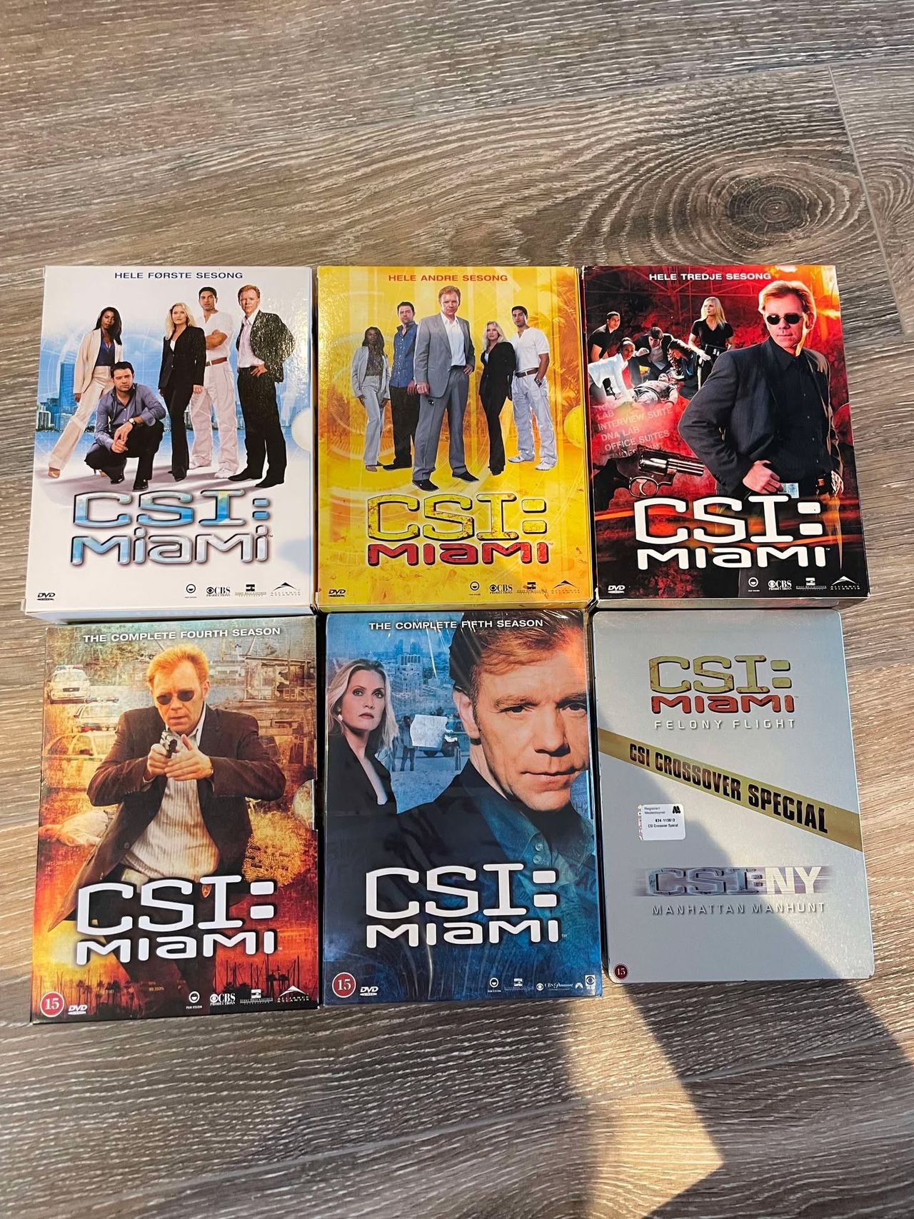 CSI: Miami DVD-samling sesong 1-5 + CSI crossover special | FINN-torget