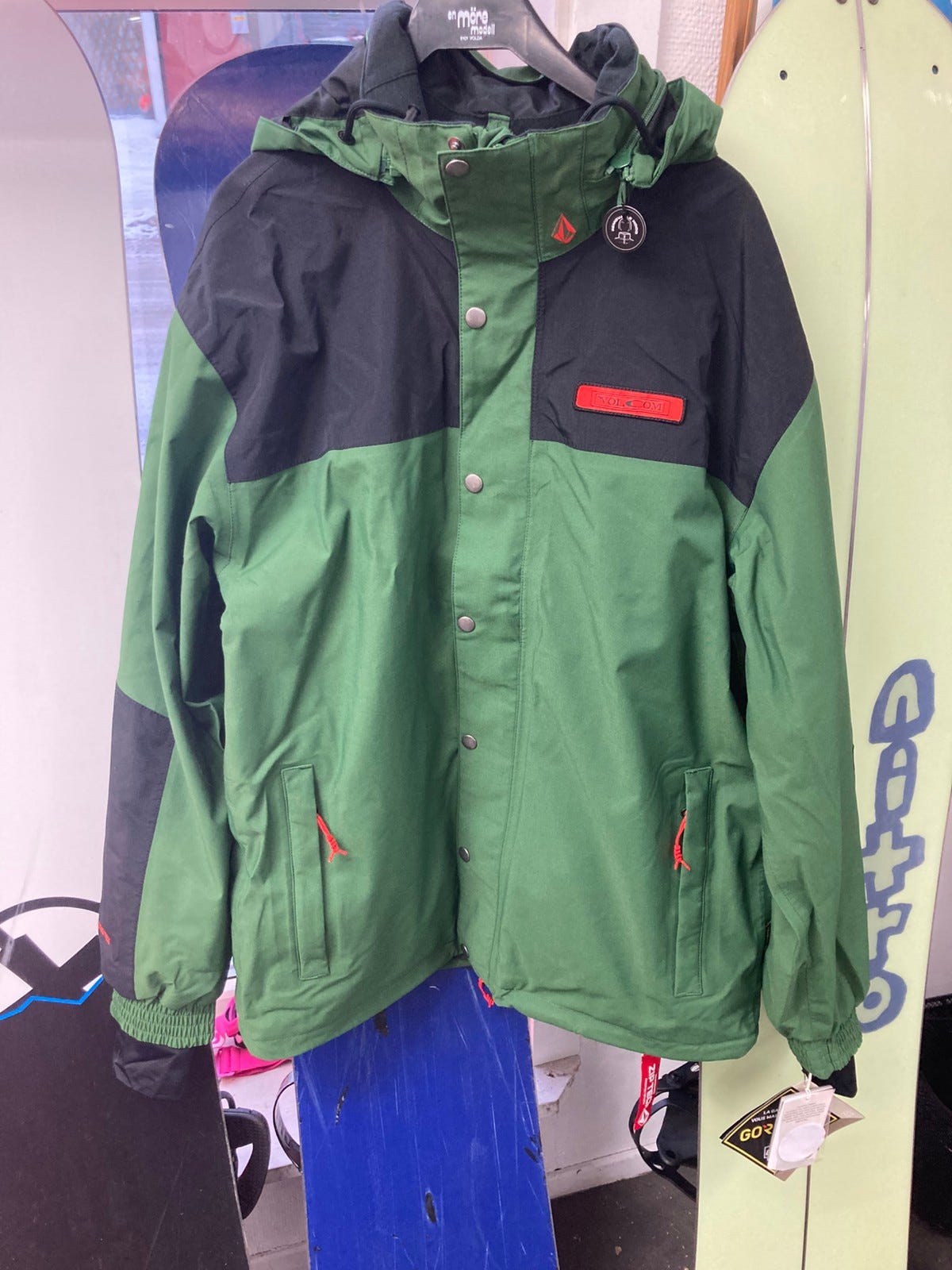 volcom-longo-gtx-snowboard-jakke-skijakke-finn-torget