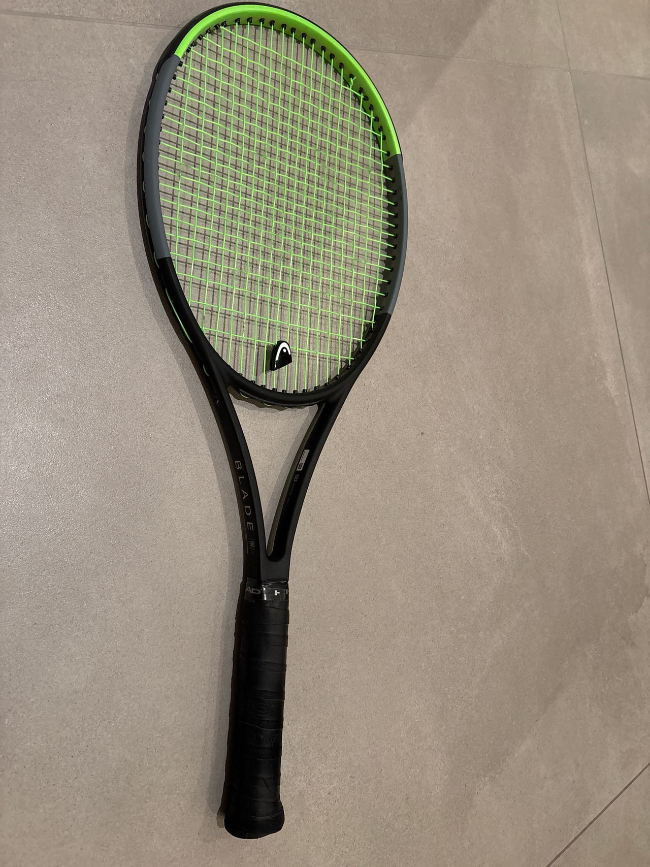 Wilson Blade V7 18x20 G3 美品！ Wilson Blade V7 18x20 G3 美品！ Used - Tennis Warehouse