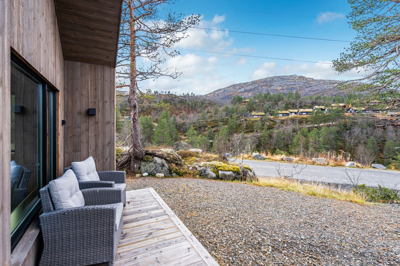 Innflytningsklar hytte med høy standard – Trud