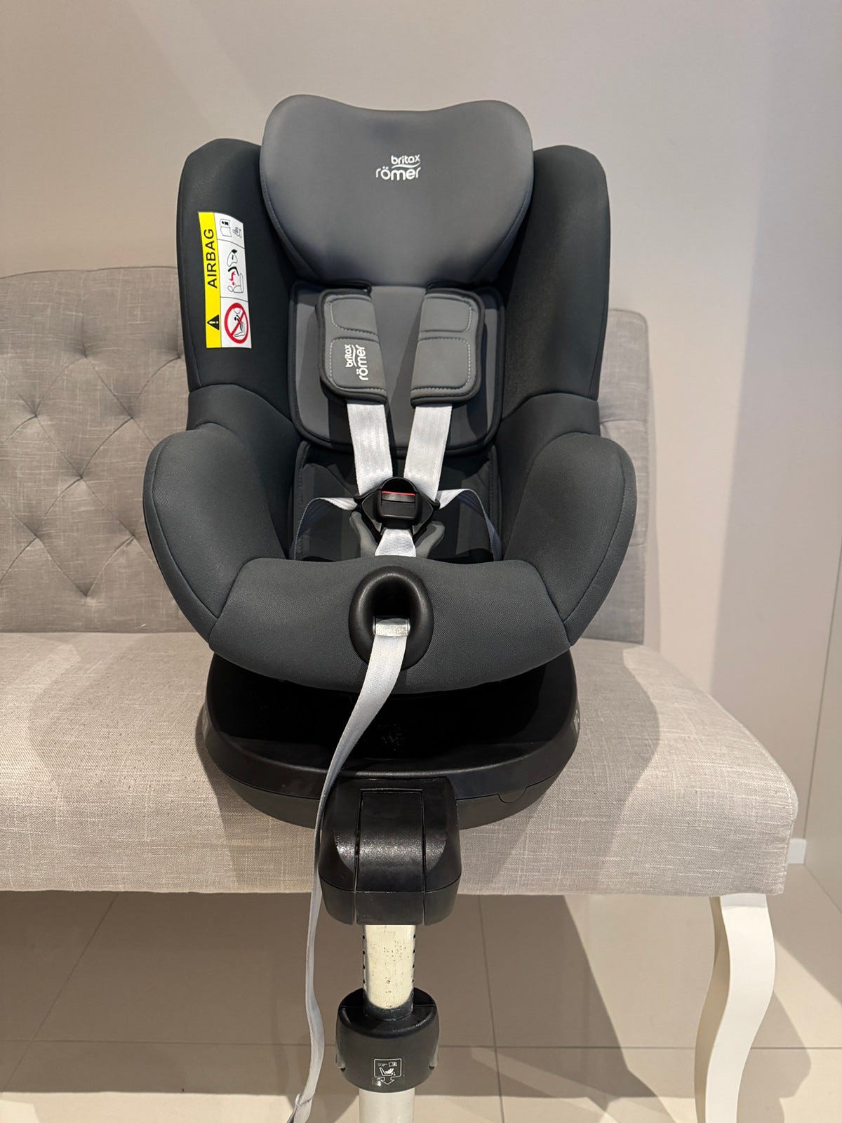 Britax Römer Dualfix vendbar bilsete | FINN-torget