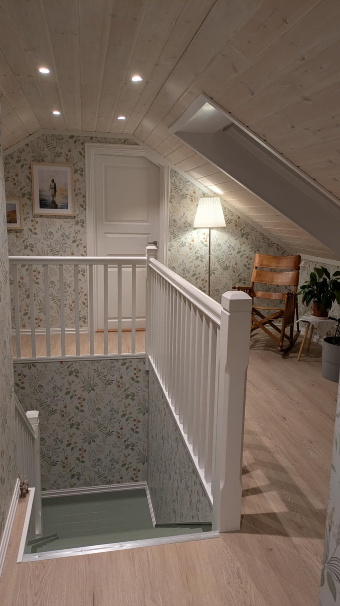 Gang på loft Galleribilde