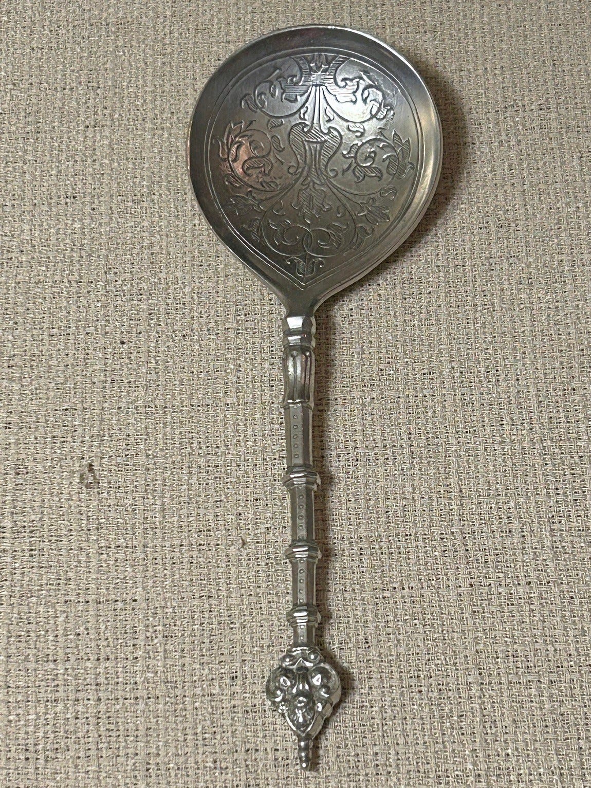 Gammel øse fra Askvoll Brug. Støpt tinn. | FINN-torget