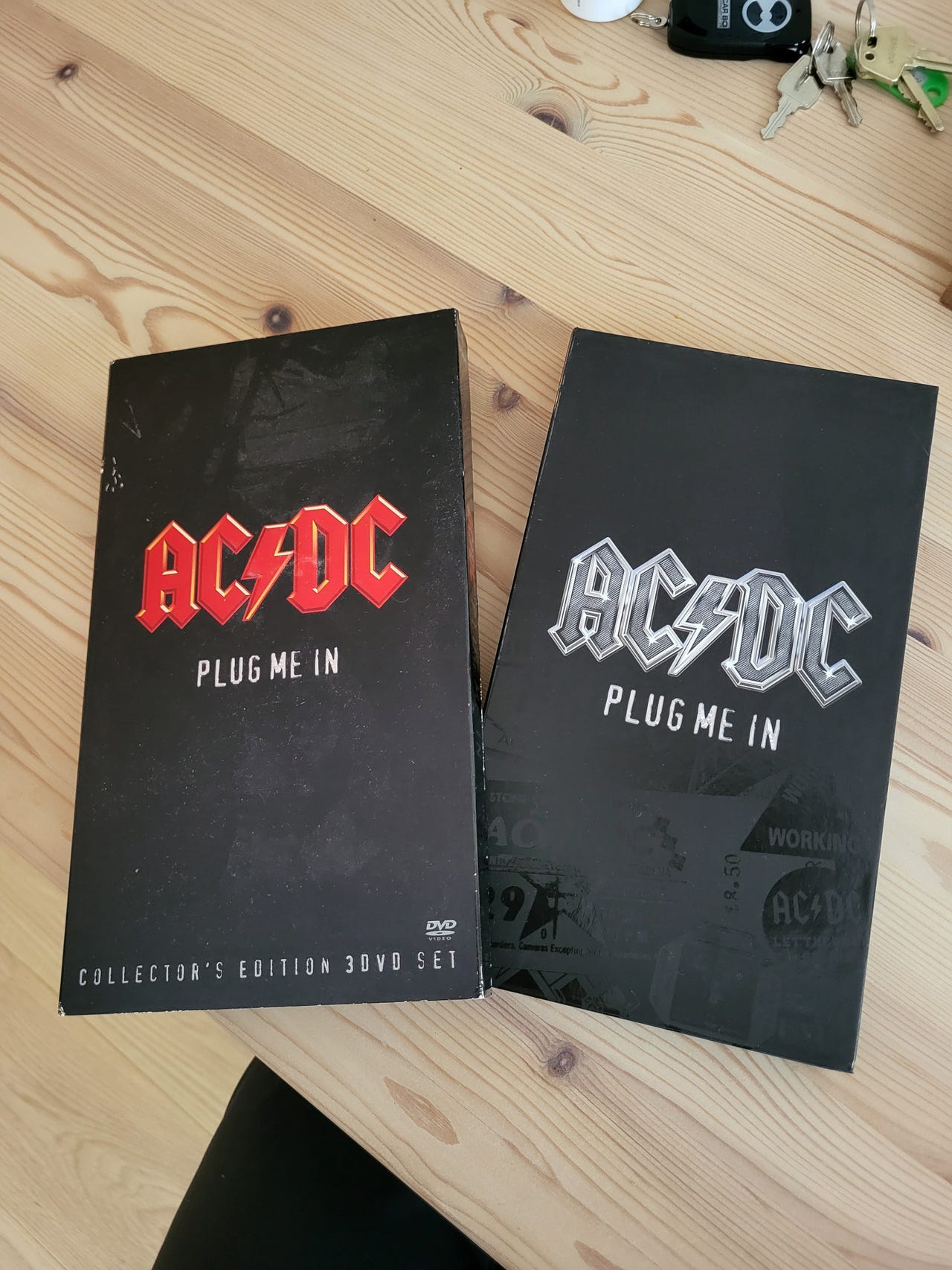 AC/DC Plug me in Collector's Edition 3 DVD set | FINN-torget
