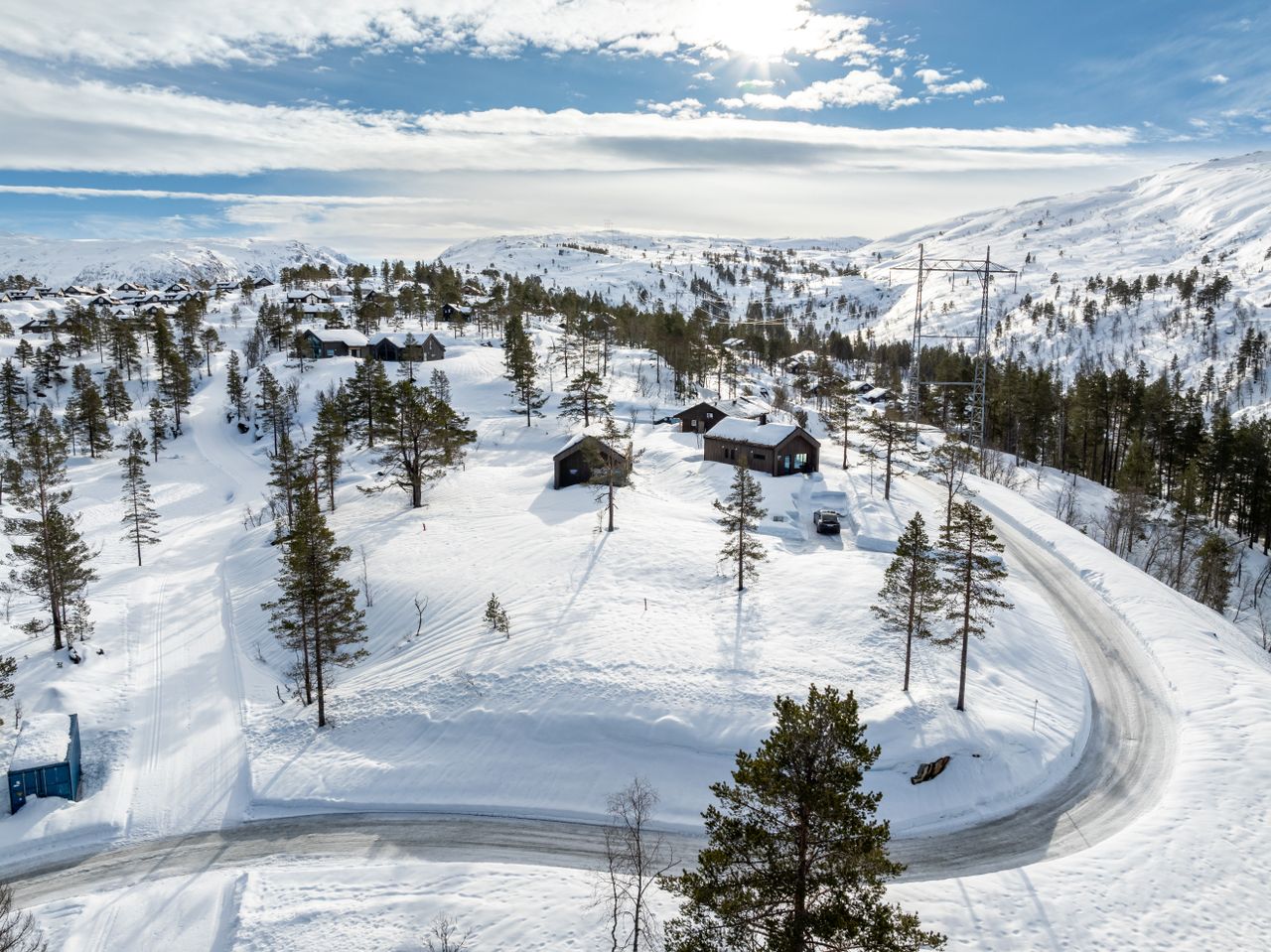 INNFLYTNINGSKLAR flott hytte med høy standard! Få meter fra skiløypa!