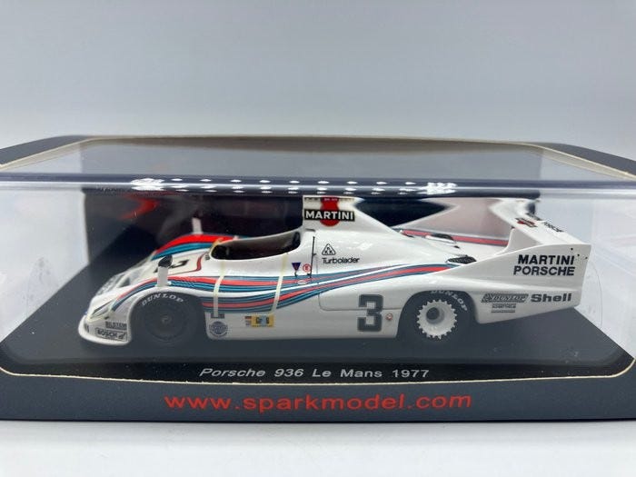 Märklin Sprint 1328 Porsche 936 schwarz, 1:32