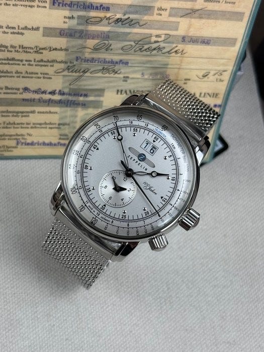 Zeppelin - Dual Time Zone / Date - 100 jahre - Ingen reservasjonspris ...