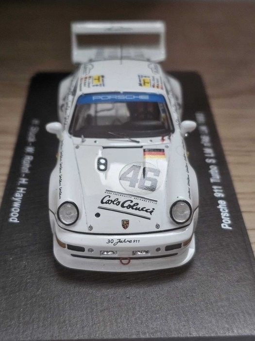 Spark 1:43 - Modell racerbil - Porsche 911 Turbo S #46 Spark 1:43 - Modell racerbil - Porsche 911 Turbo S #46