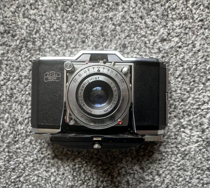 【整備済完動品】Ikonta35 #522/24 Zeiss Ikon: Ikonta 35 (522/24) Price Guide: estimate a