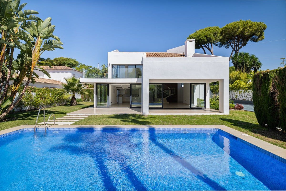 San Pedro de Alcántara - Moderne og stilren villa i attraktive Alta Vista - Gangavstand til strand og sentrum – bilde 1