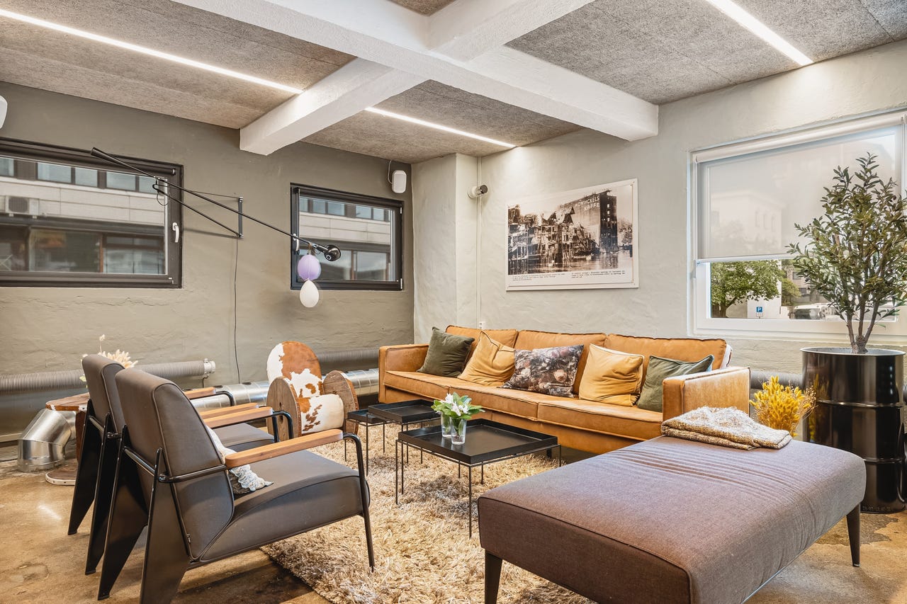 Lounge/ Møterom Bookes og benyttes kostnadsfritt av leietakerne