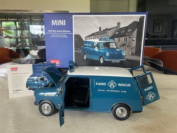 Sunstar 1:12 - Modellbil - 1960 RAC Austin Minivan | FINN-torget